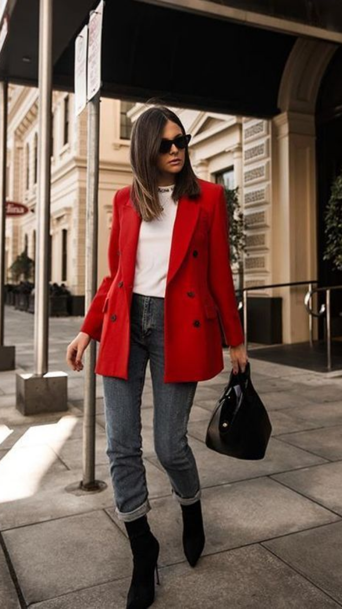 How To Wear a Red Blazer – 6 Powerful Outfit Ideas