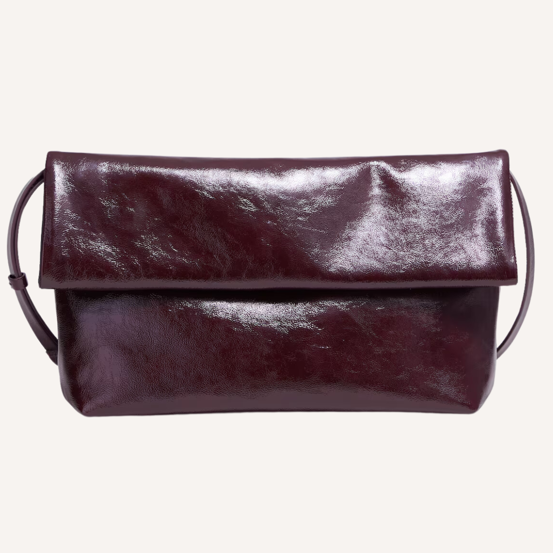 As the crisp air of fall settles in, nothing completes a seasonal wardrobe like chic burgundy bags.