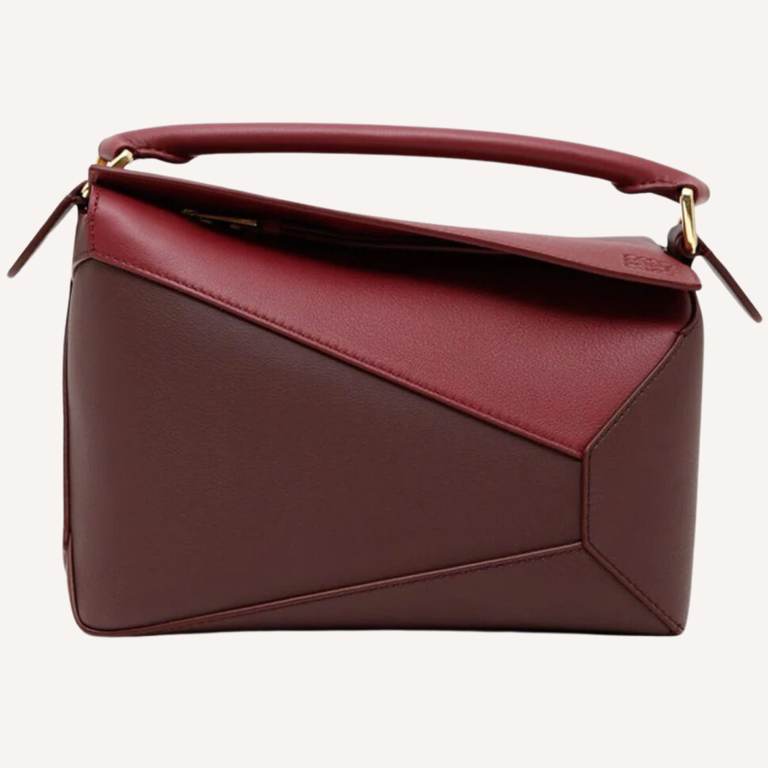 As the crisp air of fall settles in, nothing completes a seasonal wardrobe like chic burgundy bags.